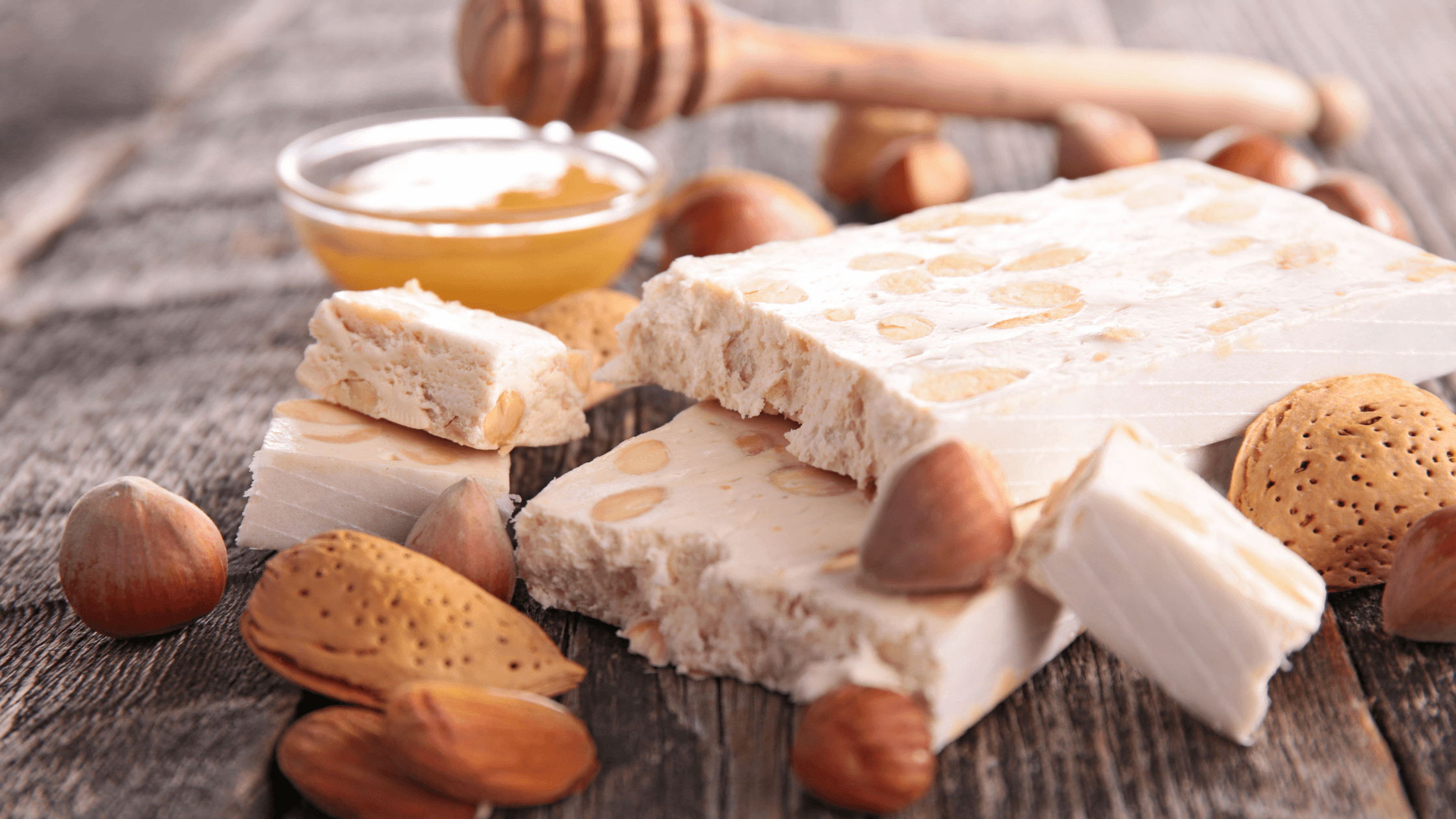 I migliori vini da bere con il torrone: abbinamenti perfetti per le feste - Vinolog24.com